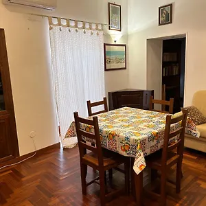  Apartment Toty Guilla
